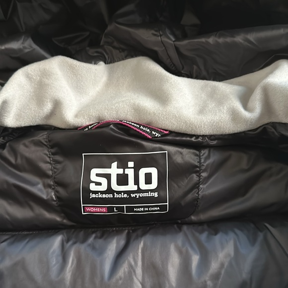 Stio Hometown Down Hooded Jacket - Picture 7 of 13